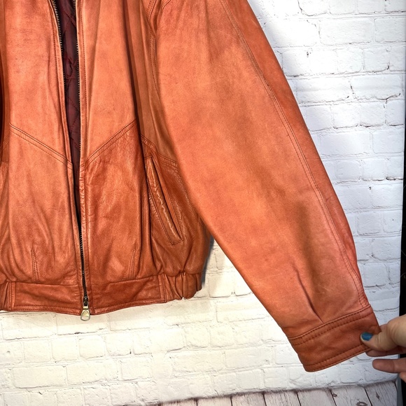 VINTAGE |•MEMBERS ONLY•| Totally 70s Brown! • 100% Leather Bomber Jacket - Picture 6 of 15